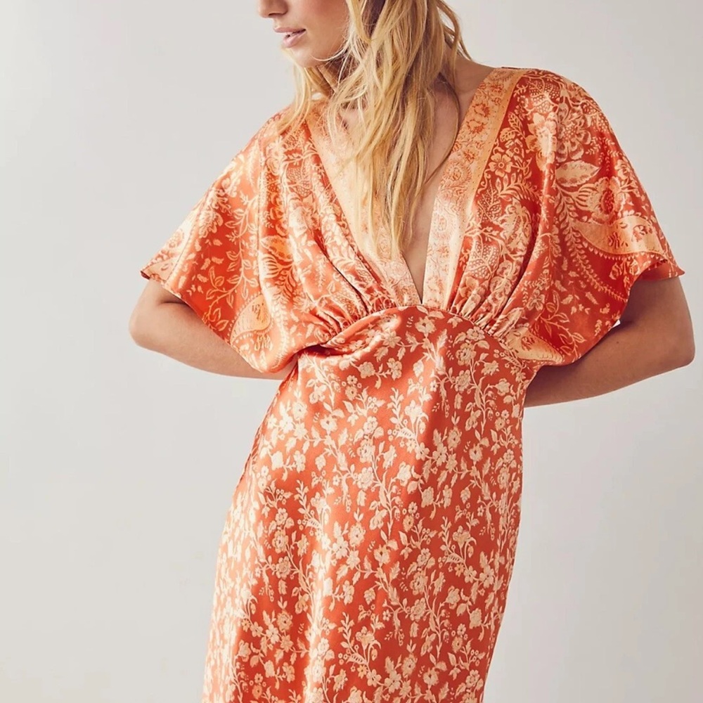 ❌SOLD❌Free People Orange Floral Maxi Dress